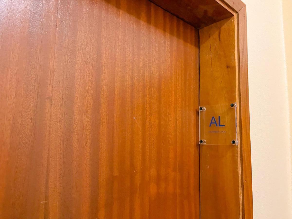 Benamar House Lägenhet Quarteira Exteriör bild